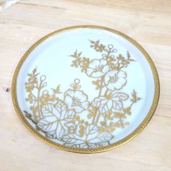 Vintage Nippon Gold Guilded Floral Hand Painted Display Plate - Made in Japan - Picture 13 of 14